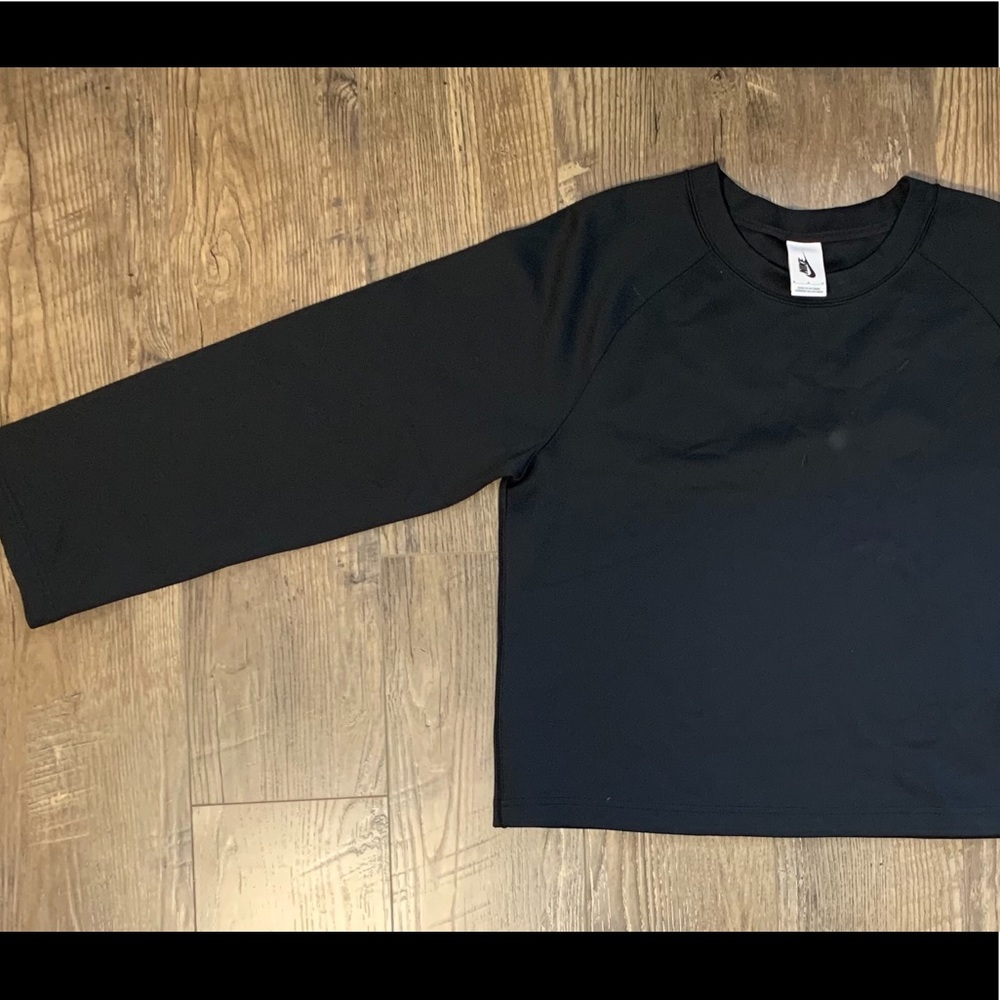 Black Cropped Nike Crewneck w/ Wide Arms
